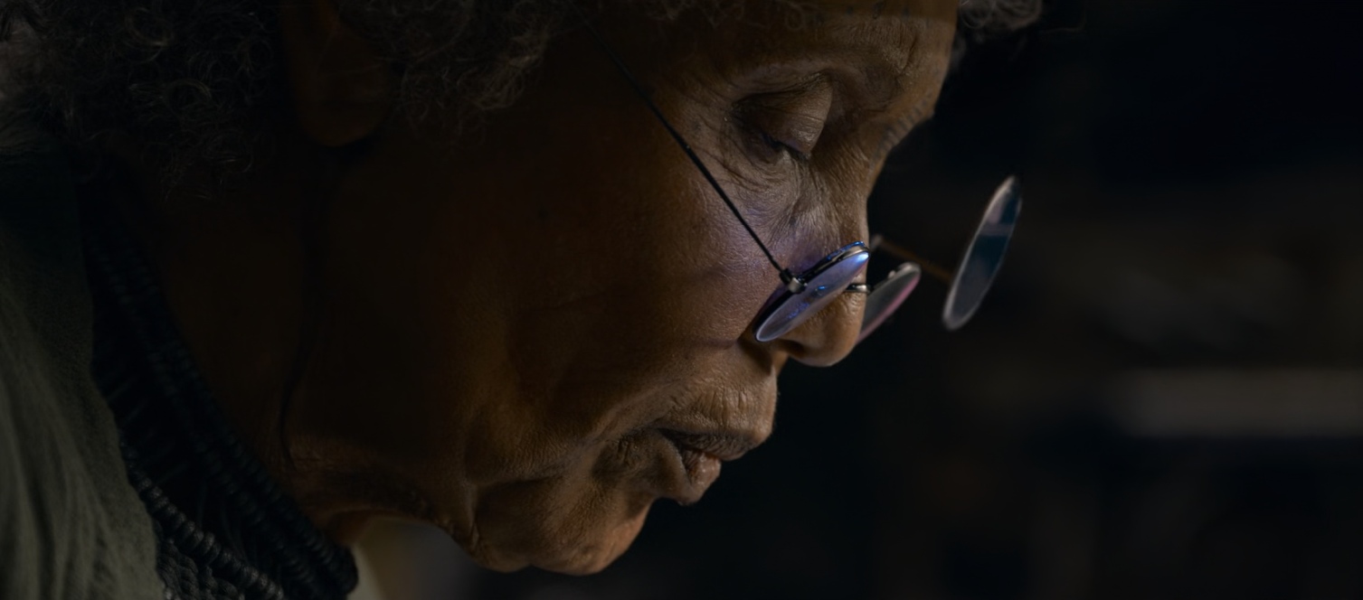 2-Prosthetic-Make-up-Application-for-Barrie-Gower-_Matrix-Resurrejction_-2021-1