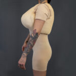 Große Brüste R_LB1