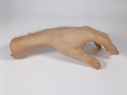 Lance - Linke Hand BACKGROUND